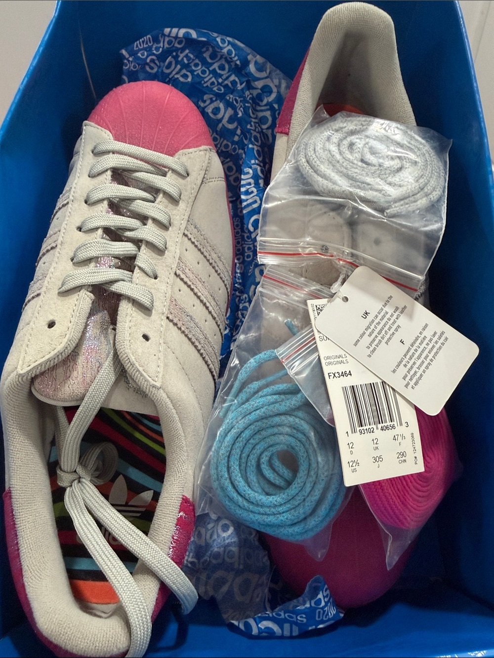 limited edition adidas 2020 chicago Sneakers with Pink Shell Toe